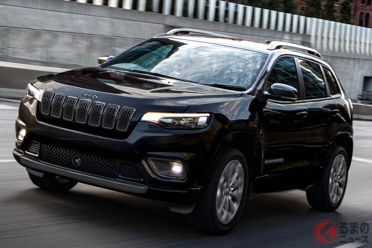 「チェロキー・S-モデル」の車両価格(消費税込)は、519万円