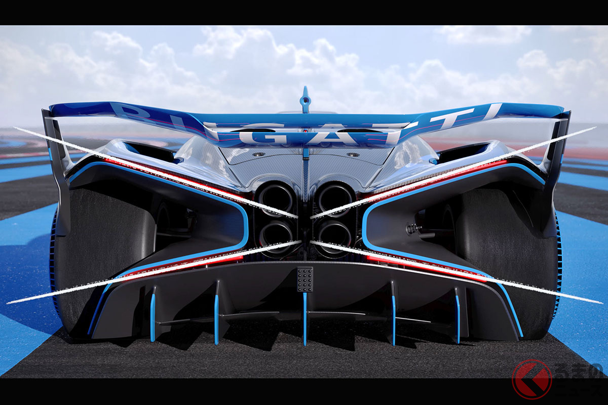 フロント、サイド、トップ、そしてリアのどの位置から見ても「X」の文字が見えるようにデザインされている