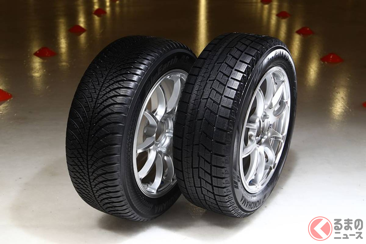 スタッドレスタイヤとオールシーズンタイヤはトレッドパターンを見ても違いがある。右が横浜ゴムのスタッドレスタイヤ「アイスガード6」、左がオールシーズンタイヤ「ブルーアース4S」