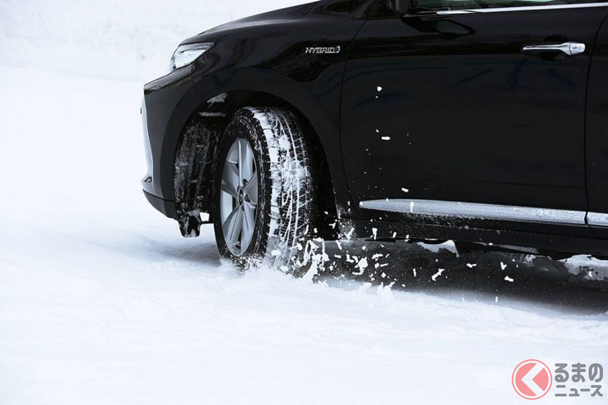 春夏秋のドライ/ウエット、そして冬の雪道も走れ、一年中履き替えいらずで人気があがっているオールシーズンタイヤだが、チェーン規制時も走れるのだろうか