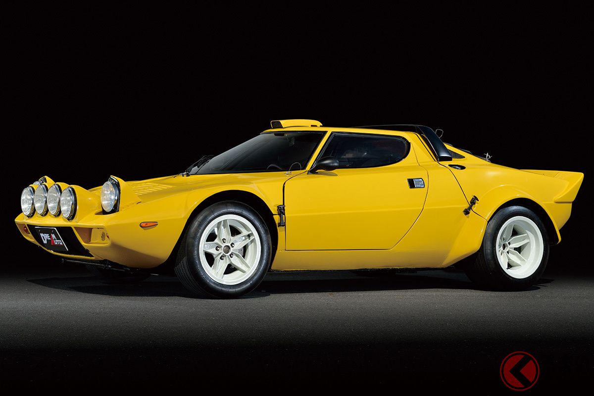 ベルトーネ社が製作したプロトタイプをベースにマルチェロ・ガンディーニによってモディファイされ、シャシはジャンパオロ・ダラーラが担当