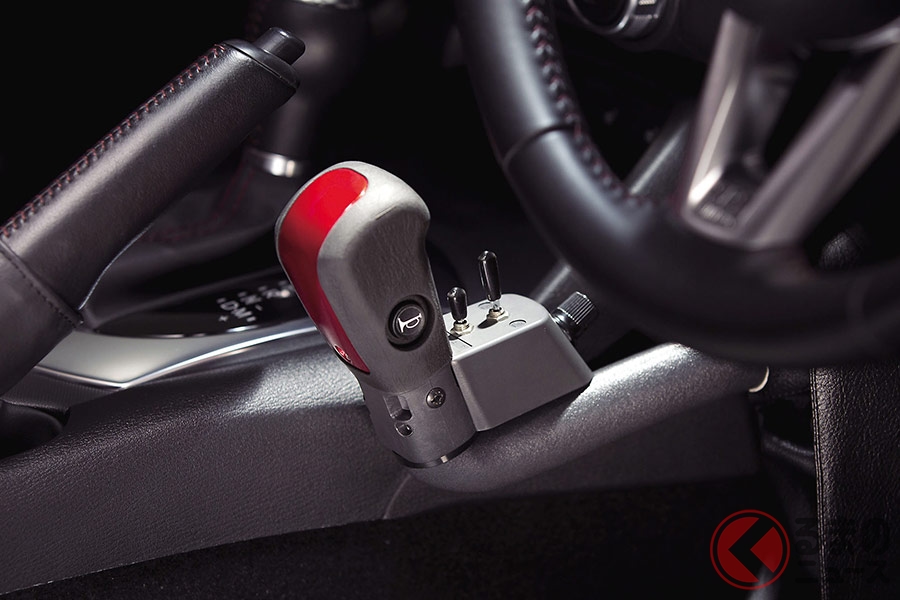 マツダの手動運転補助装置