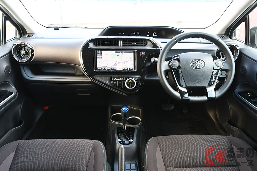 根強い人気を誇るアクア。ビジネスから買い物まで幅広く使える