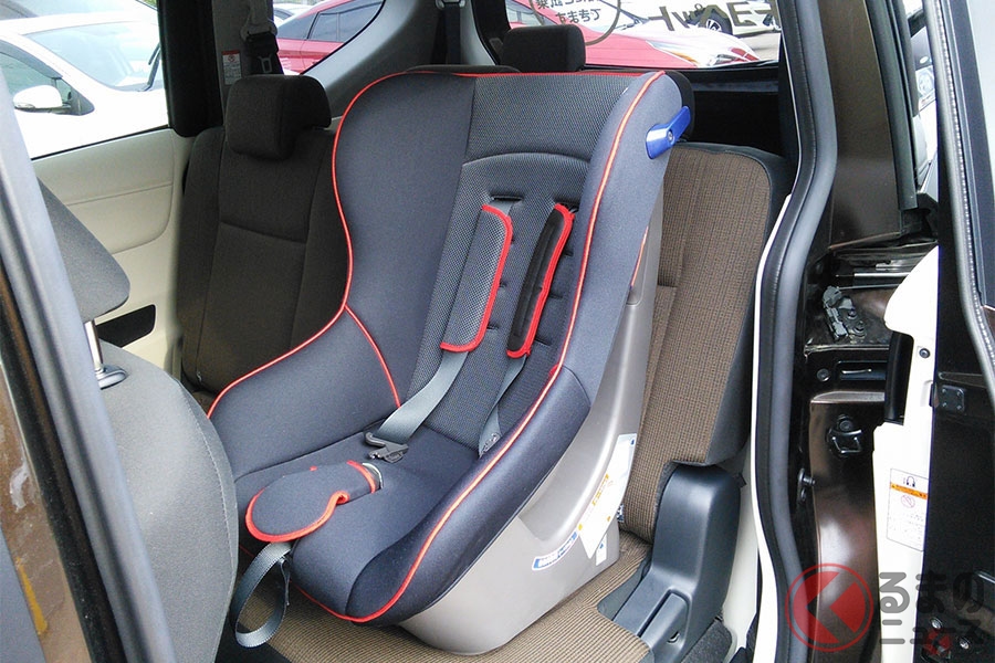 万が一の事故の際に子どもの命を守るチャイルドシート
