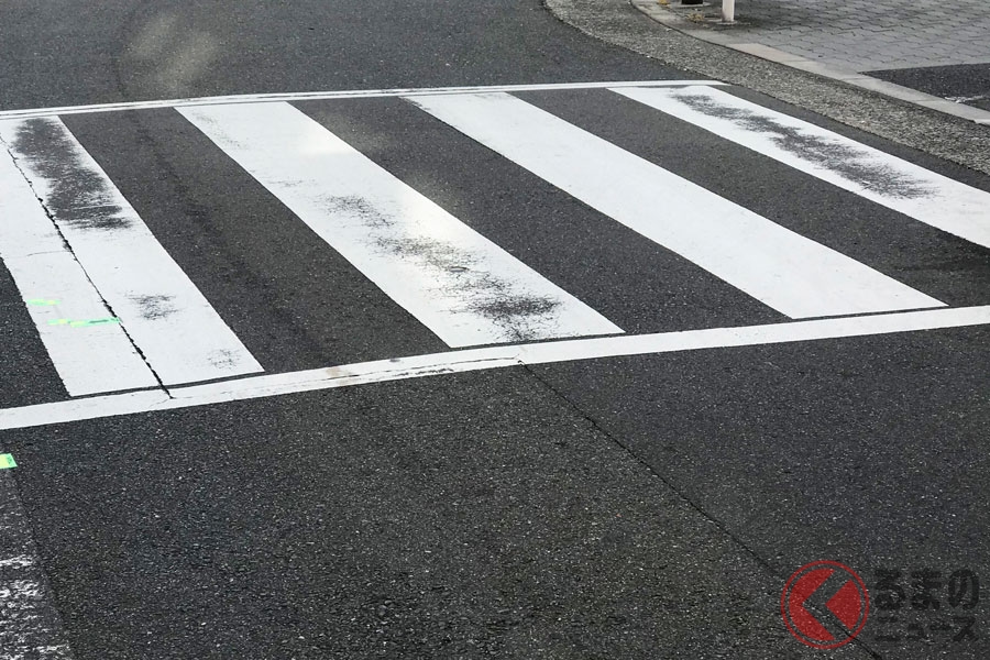 道路で遊ぶと事故に遭う可能性も!(画像はイメージ)
