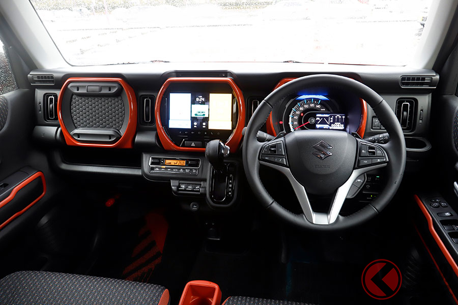 アウトドアを意識したスズキ新型「ハスラー」の内装