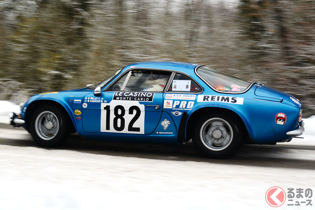 アルピーヌはラリーでもフレンチブルーを採用