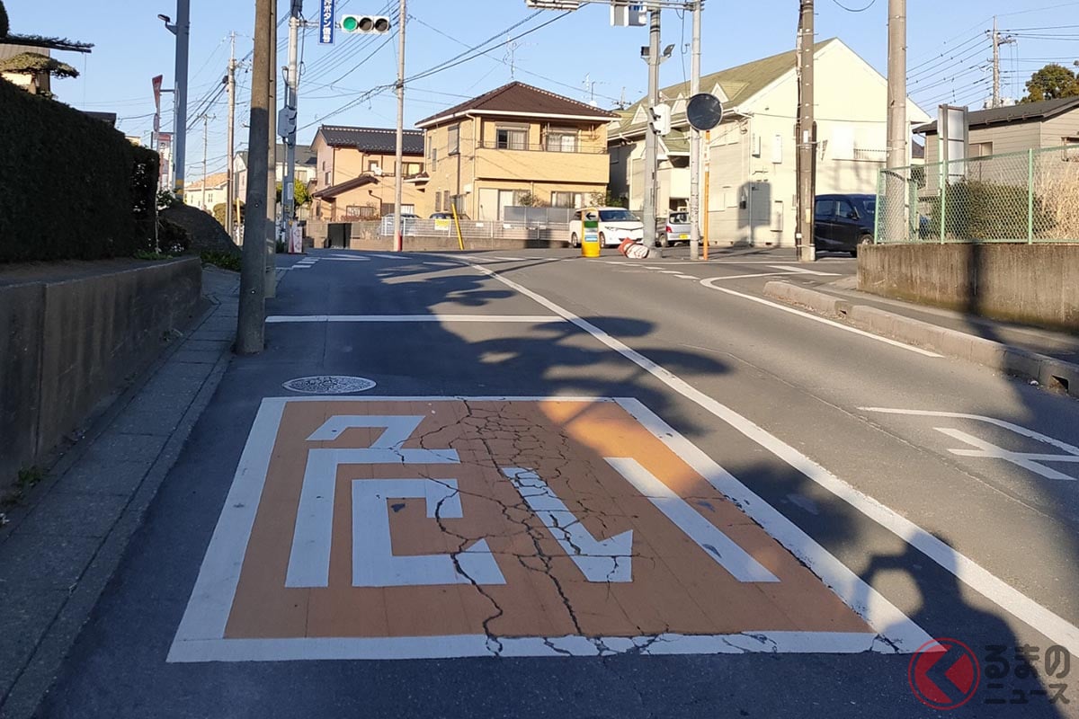 埼玉県全域で見られる「危い」の道路標示（画像提供：みや＠miyabajaさん）