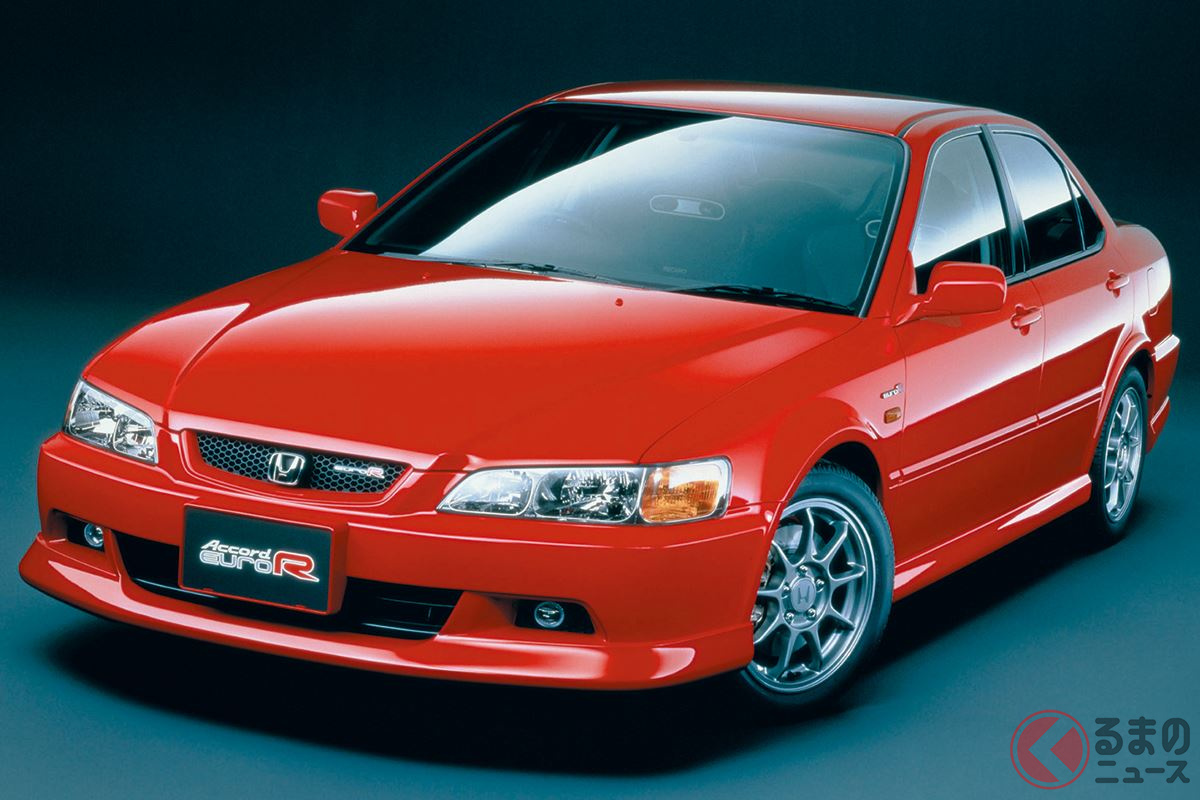 高性能ながら使い勝手も良好なスポーツセダンに仕立てられた初代「アコード ユーロR」