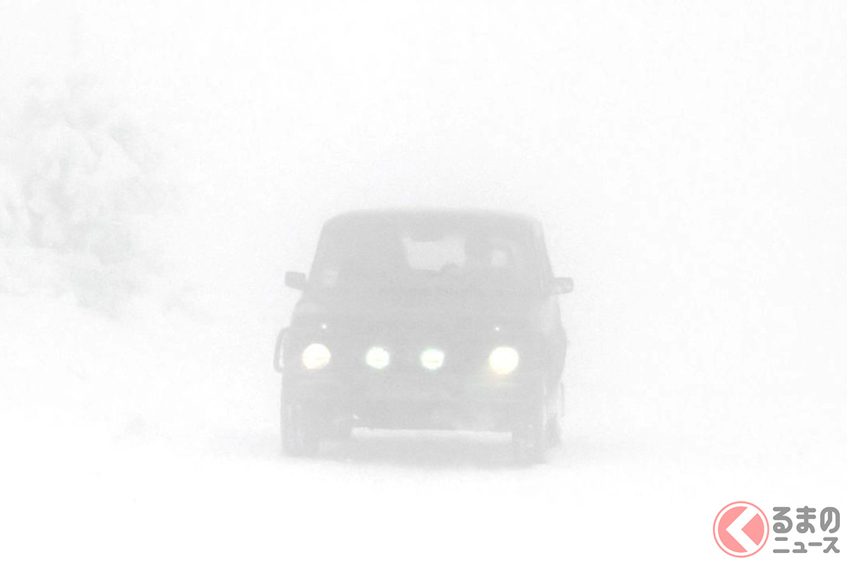 道路のホワイトアウトに対する適切な対処法とは