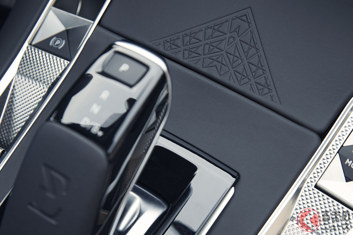 DS7 クロスバック ルーヴル ブルーHDiの内装