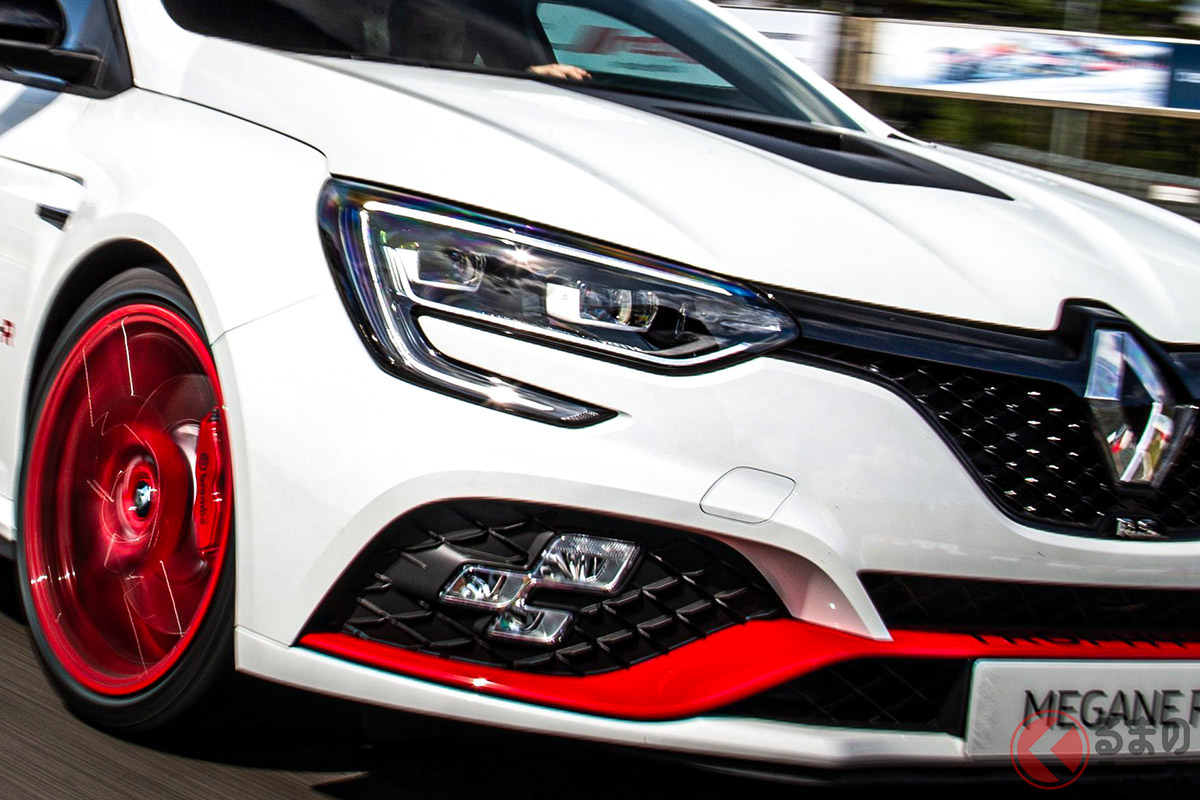 ホンダ「シビック」で、地方選から全日本、そしてスーパー耐久まで、数々のレースで優勝を経験してきた丸山浩氏のルノー「メガーヌ R.S.トロフィーR」の評価はいかに?