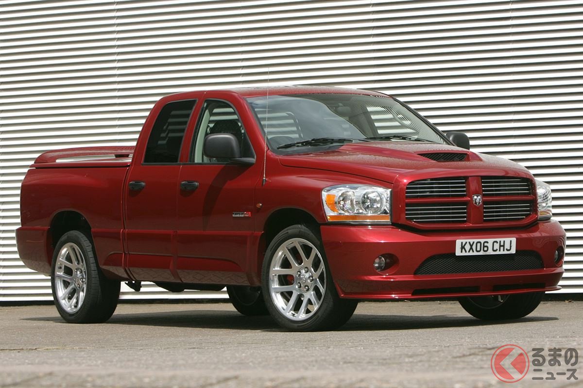 バイパー用にチューンされたV10エンジンを搭載するピックアップトラックの「ラム SRT-10」