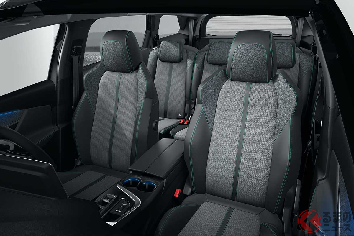 プジョー 新型「5008」の内装