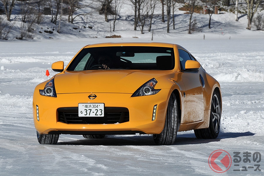 海外には湖などが凍ると道路になる場所も存在(画像はイメージ)