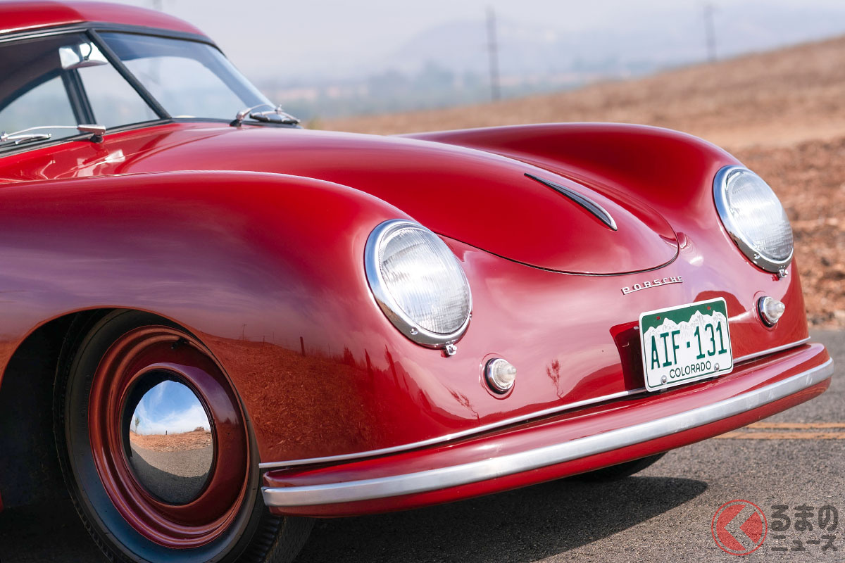 レストモッドでも、比較的オリジナルを尊重したモディファイが施されているポルシェ「356クーペbyロイター」(C)2020 Courtesy of RM Sotheby's