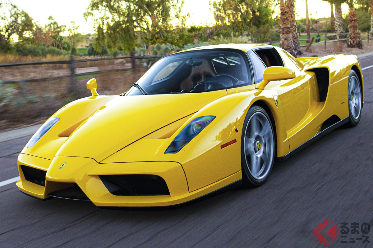 フロントセクションの造形は、当時のF1マシンのノーズコーンそのものともいえる鋭さを持つフェラーリ「エンツォ」(C)2020 Courtesy of RM Sotheby's