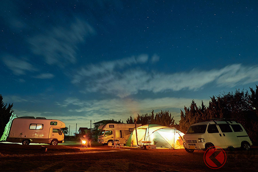 キャンピングカーを用いたキャンプに憧れを持つ人も多い