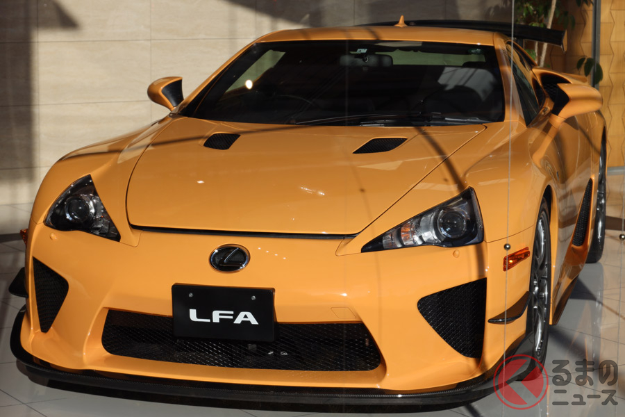 レクサス浜田山で展示されている「LFA ニュルブルクリンクパッケージ」