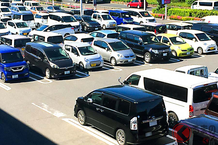 なぜ日本はバック駐車が多い 前向き駐車主流の海外とは異なる駐車場事情とは くるまのニュース なぜ日本はバック駐車が多い 前向き駐車主流の海外とは異なる駐車場事情とは くるまのニュース