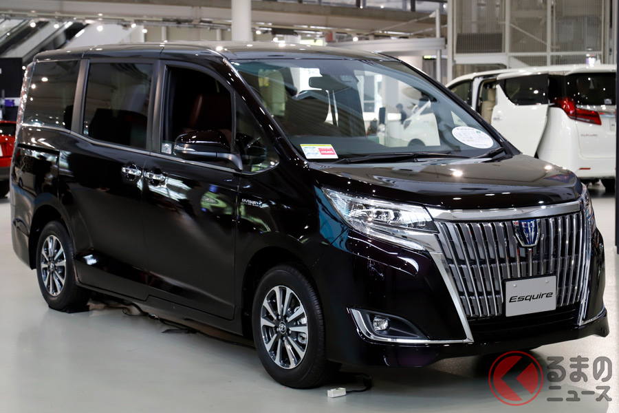 トヨタが2014年10月に発売した高級ミニバン「エスクァイア」