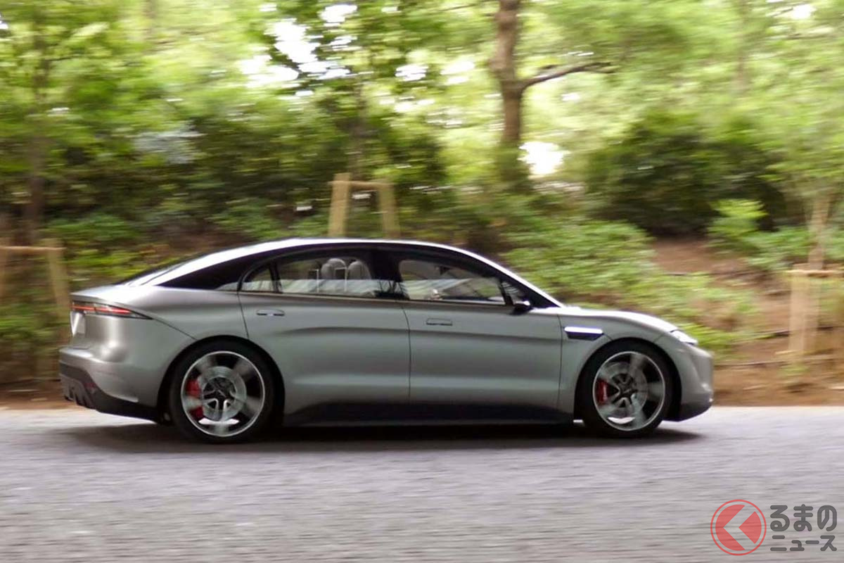 2020年8月、東京・品川のソニー本社で実施された試乗会で走行するビジョンS