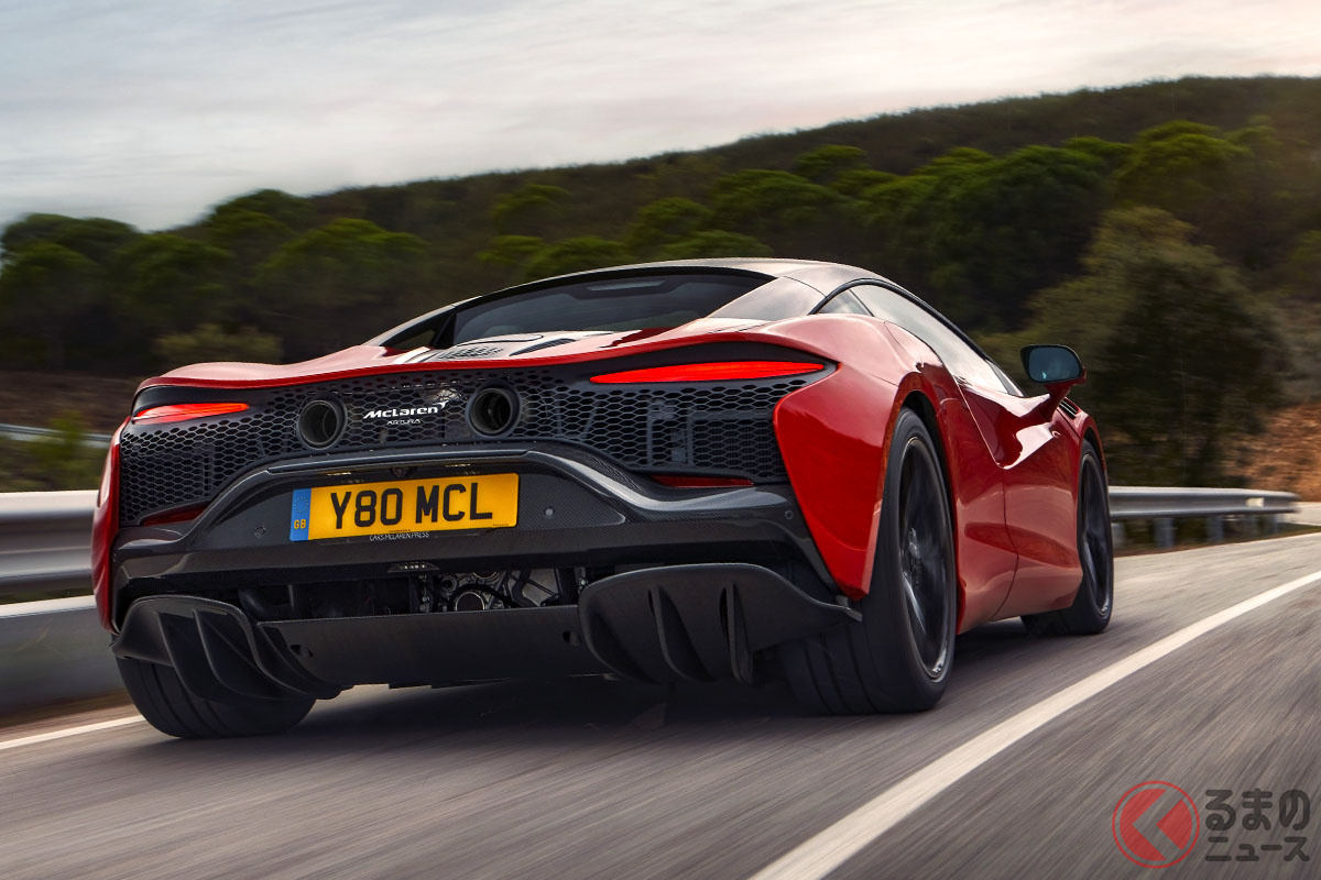 ゼロエミッション走行は、満充電から最大で約30kmを実現