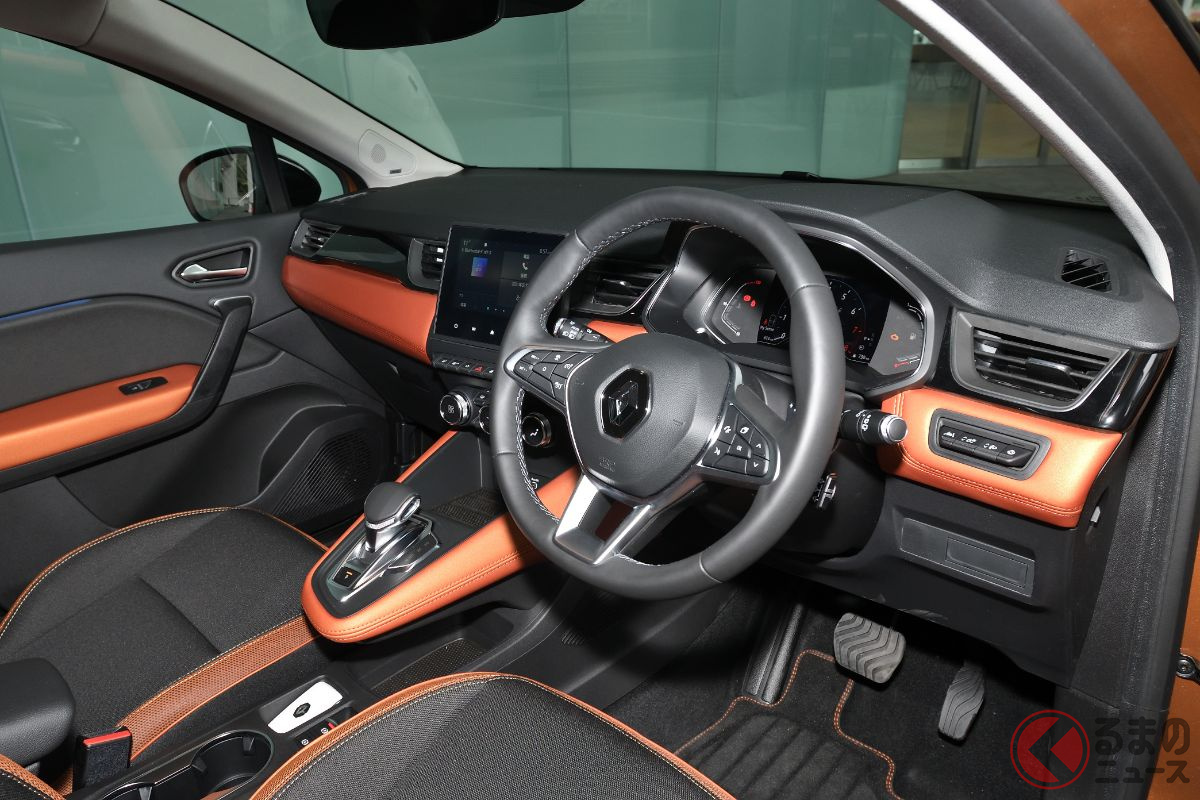 ルノー新型「キャプチャー」インテンスのオランジュ アカタマMのインテリア