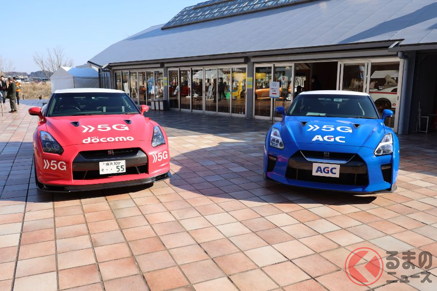ドコモとAGCが所有する日産「GT-R」