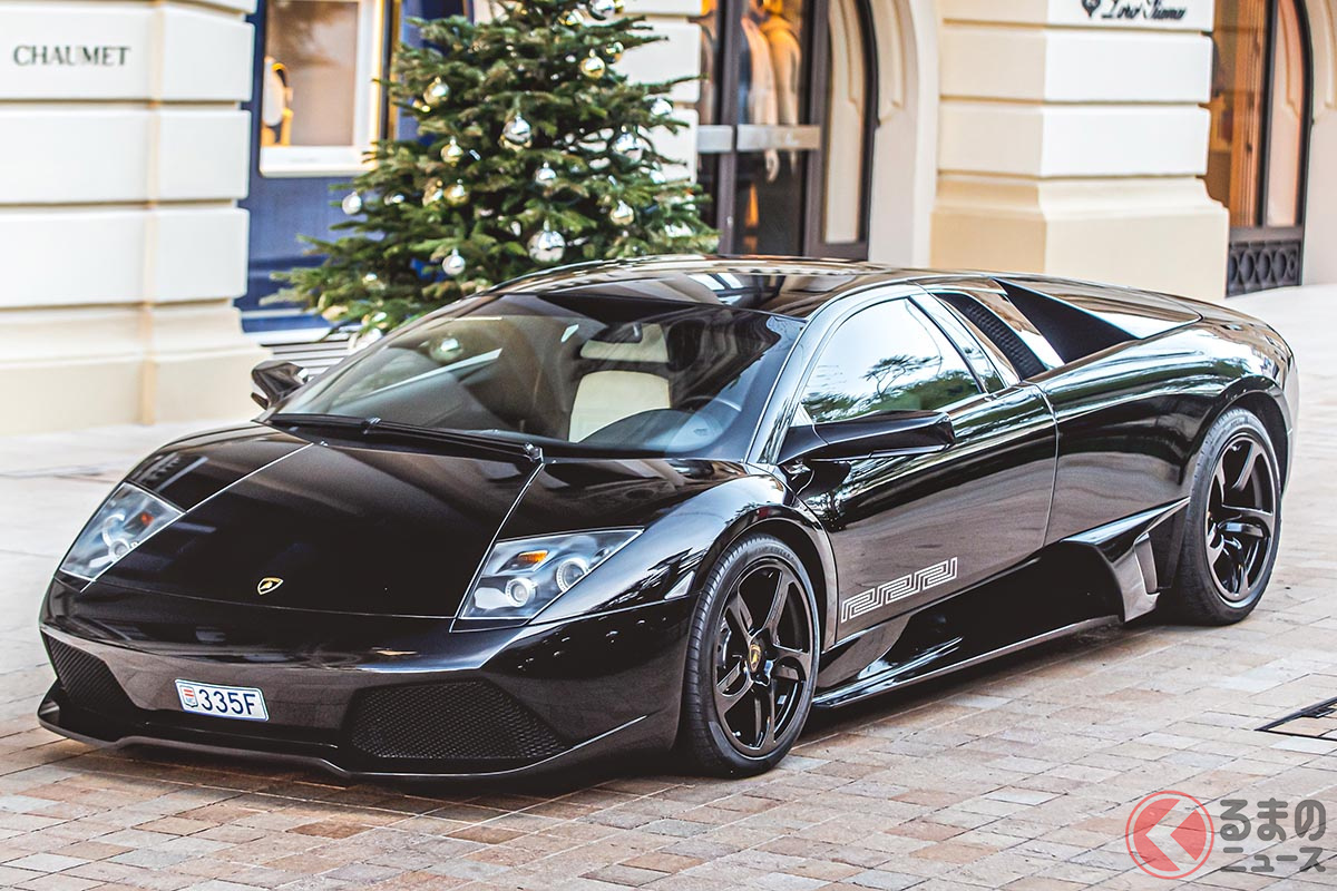 ロードスターと合わせても40台しか生産されなかったランボルギーニ「ムルシエラゴLP640-4ヴェルサーチェ」(C)2021 Courtesy of RM Sotheby's