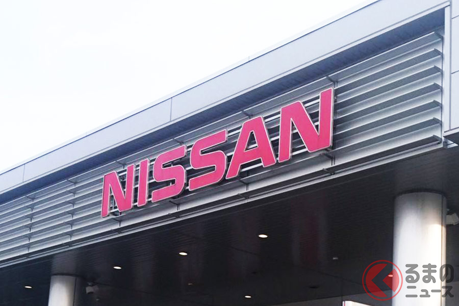 3月は決算セール時期で新車を買うならお得な時期!(写真:日産の販売店)