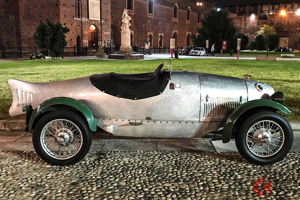 ミラノのスフォルツェスコ城内に置かれたフィアット「509ペーシェ」(C)野口祐子