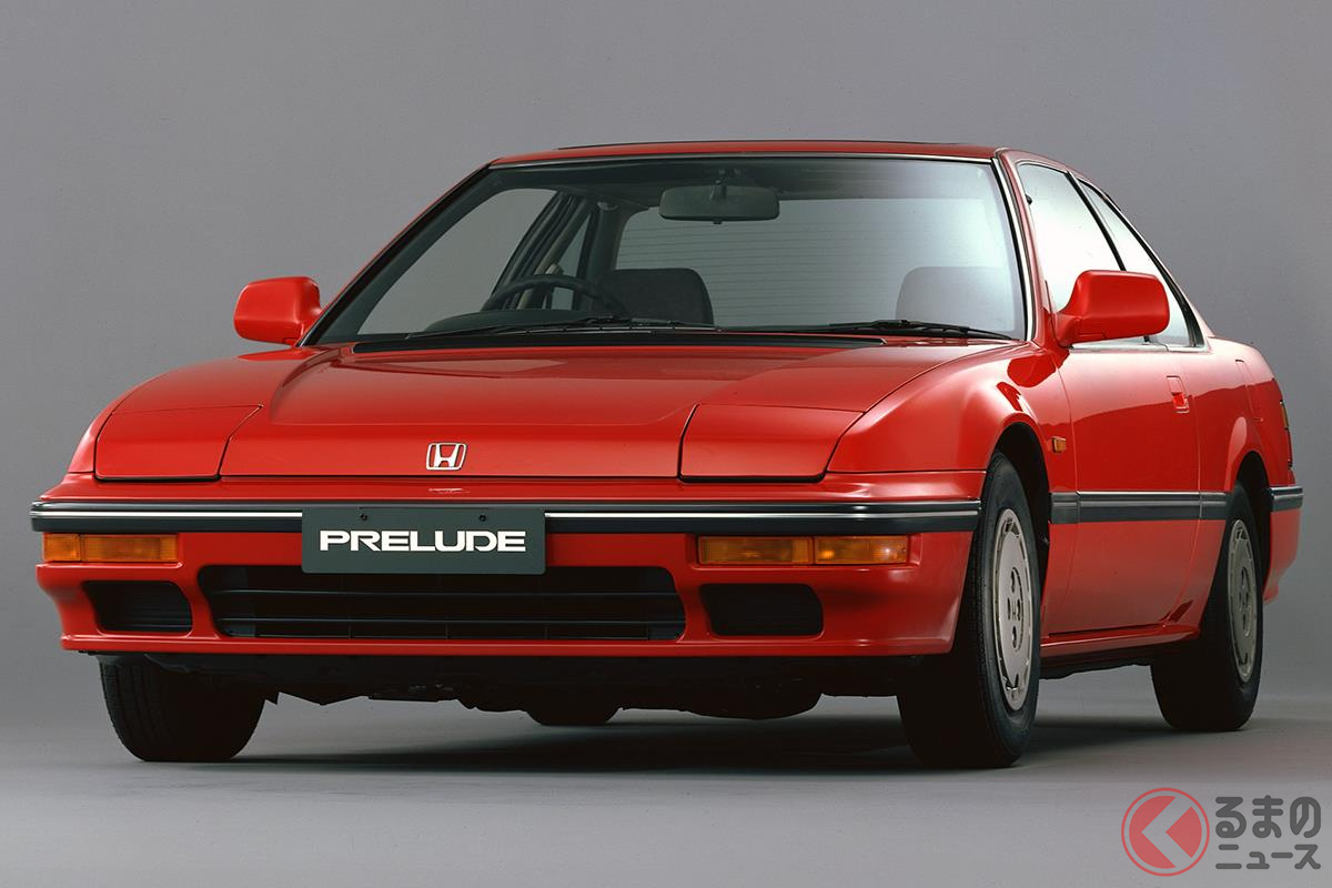 ひときわ低いボンネットによって美しいフォルムを実現した3代目「プレリュード」