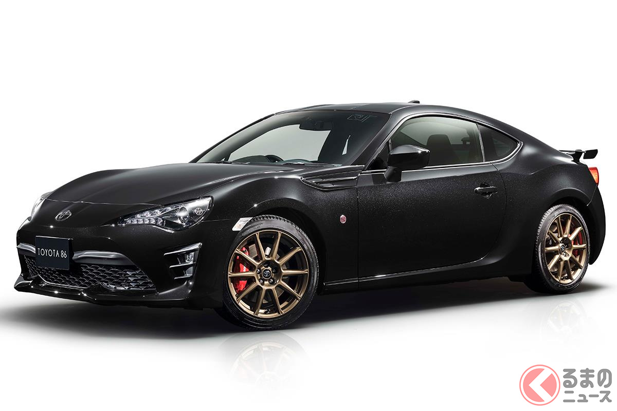 「AE86型トレノ」の限定車をオマージュした「86 GT“BLACK LIMITED”」