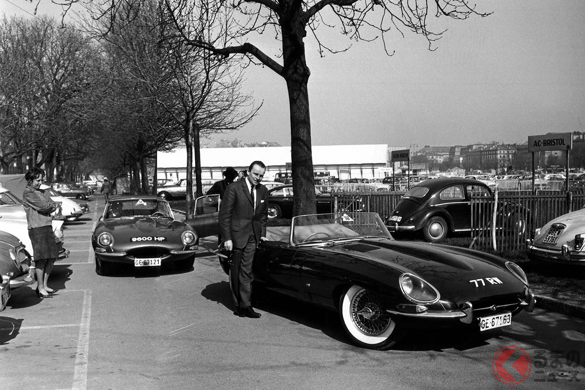 1961年のジュネーブ・ショーで、試乗車として1日6時間フル稼働した2台のジャガー「Eタイプ」