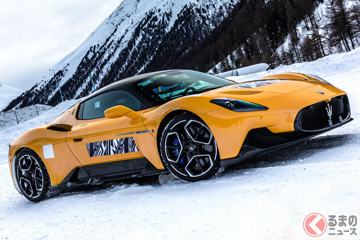イタリア最北部に位置するヴァルテッリーナの雪道と、イタリアでもっとも有名な雪と氷のサーキットであるギアクシオドロモ・リヴィーニョでテストをおこなうマセラティ「MC20」