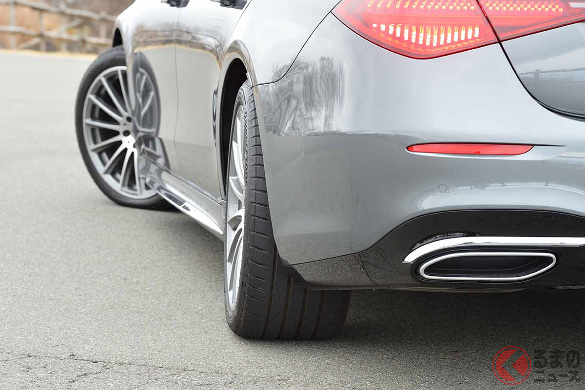 メルセデス・ベンツ新型「Sクラス」はリアアクスルステアリングを採用。後輪が最大4.5度ステアする