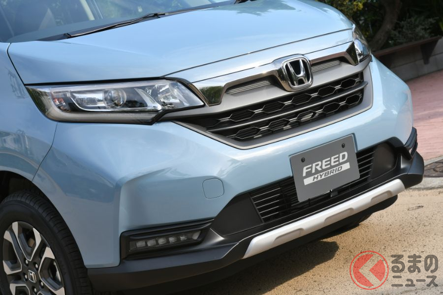 ホンダのコンパクトミニバン「フリード」にはSUV風なクロスターグレードが設定されている