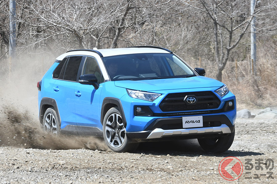 直近のオフロード系デザインの先駆け的存在といえるRAV4