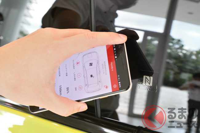 なぜ自動車メーカーは 繋がる機能 に注力 ユーザーにはメリットがあるのか くるまのニュース なぜ自動車メーカーは 繋がる機能 に注力 ユーザーにはメリットがあるのか くるまのニュース