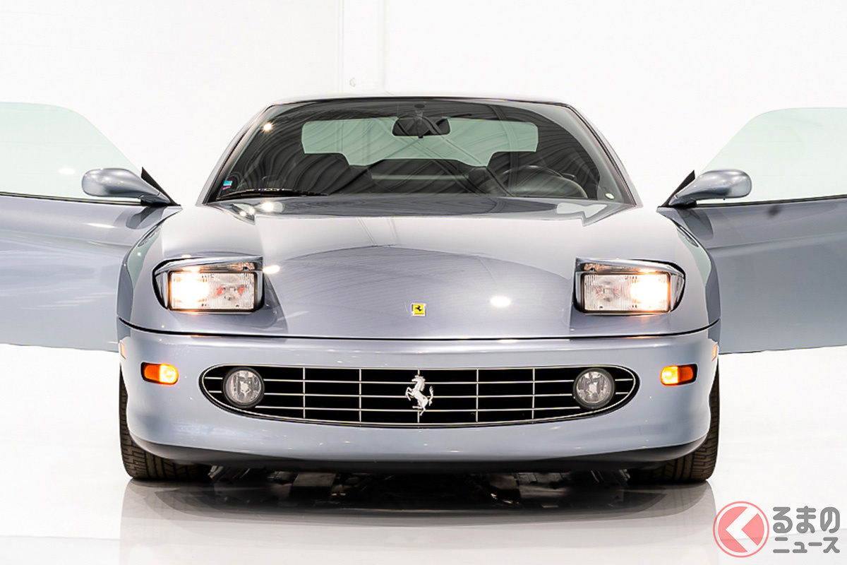 「グリジオ・ティターニオ(チタングレー)」ボディに「ネロ(黒)」レザーのインテリアの組み合わたフェラーリ「456M GT」の6速MT仕様(C)2021 Courtesy of RM Sotheby's