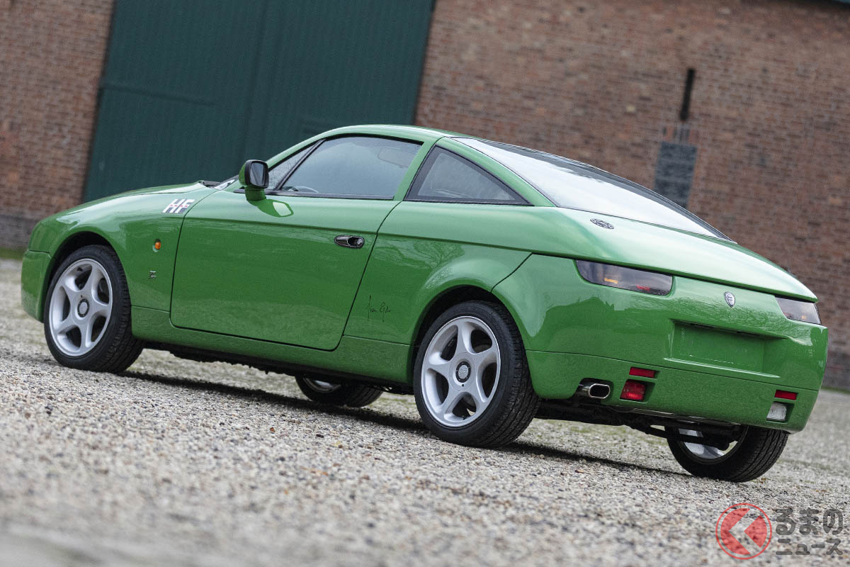 全長4mにも満たないコンパクトなボディは、アルミニウムに一部樹脂製パーツも併用したものであった(C)2020 RM Sothebys