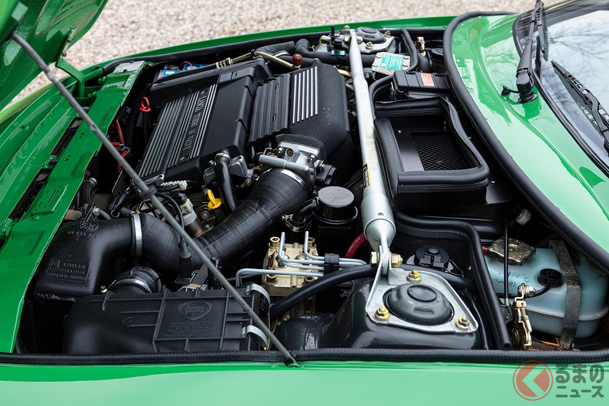 エンジンについても点火系およびインジェクション、バルブタイミング、フューエルプレッシャー、ターボのブースト圧などが変更された(C)2020 RM Sothebys