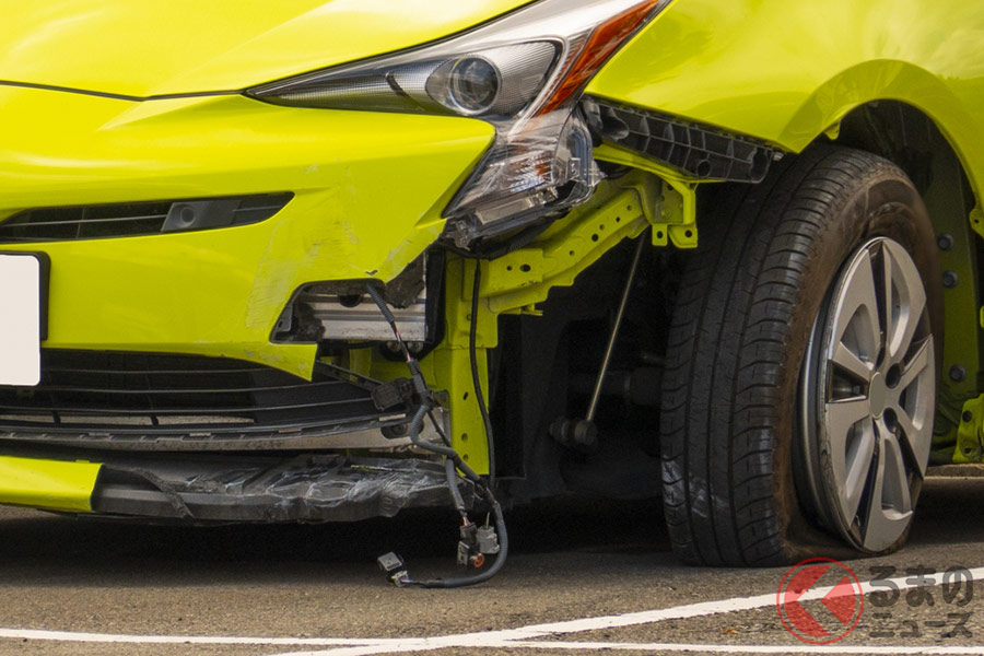 バンパー交換だけではすまないこともある