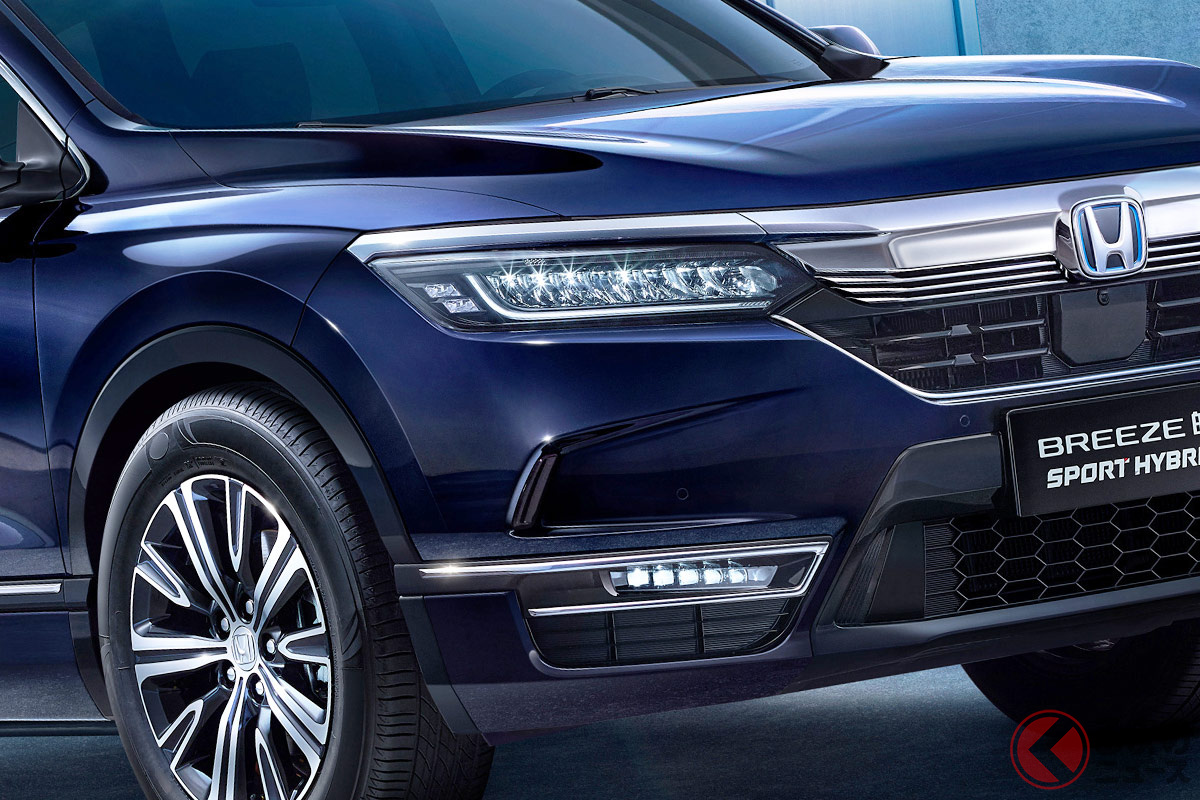 上海モーターショー2021で世界初公開された新型「ブリーズPHEV」