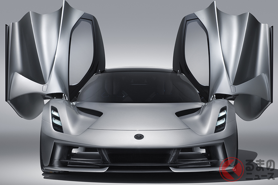 ロータスのハイパーEV「エヴァイヤ」。2020年後半から生産開始予定