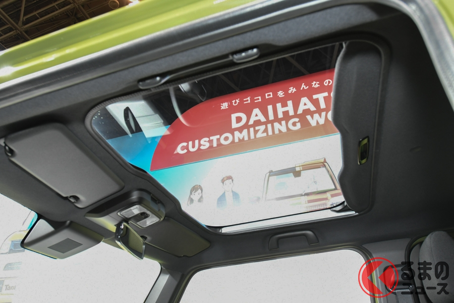 ダイハツ新型「タフト」で採用が予告されているガラスルーフ