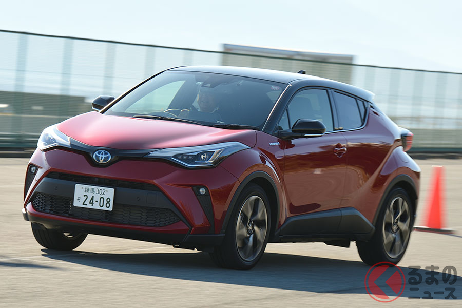 最近影が薄いトヨタ「C-HR」。でも、燃費性能はまだまだ負けていない!