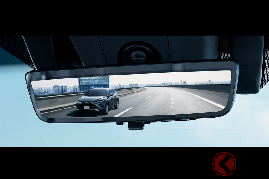 トヨタ初採用の走行中の前後方向映像を録画可能なデジタルインナーミラー