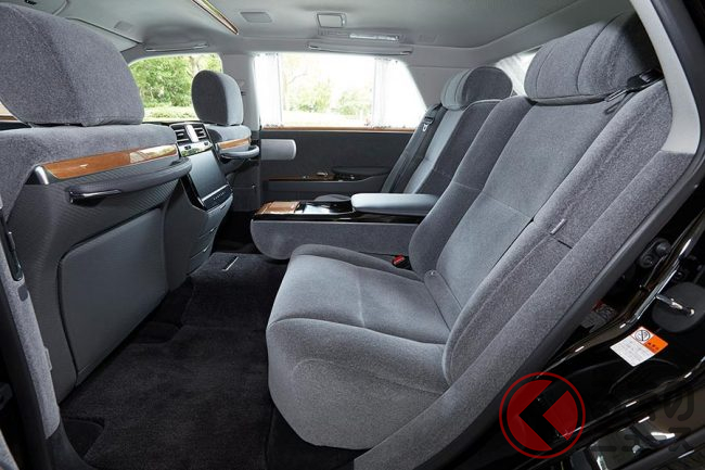 汗かきさん注意 クルマの内装が汗でボロボロ どう予防すべき くるまのニュース 汗かきさん注意 クルマの内装が汗でボロボロ どう予防すべき くるまのニュース